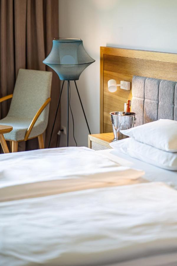 Premium Zimmer mit Seeblick